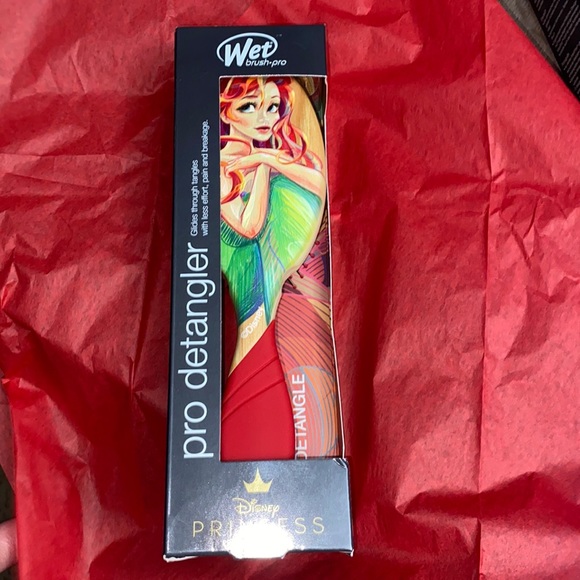 Disney Accessories - Nib Disney Ariel the little mermaid wet brush pro detangler  princess new in box